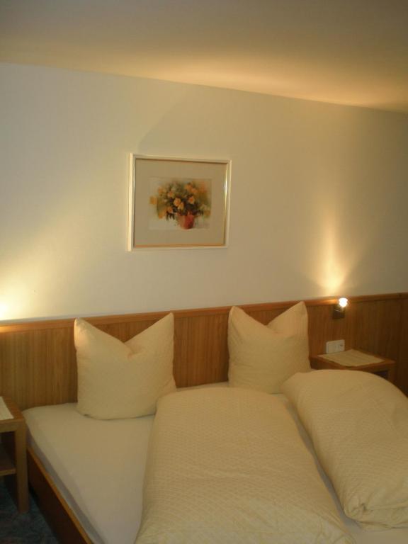 Apartments Alpenrose Flirsch Room photo